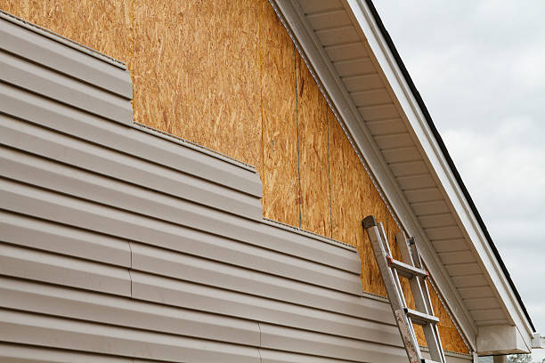 24/7 Emergency Siding Contractor experts in Andover, CT